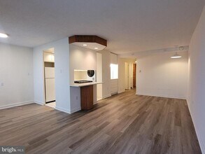 604 S Washington Square in Philadelphia, PA - Foto de edificio - Building Photo