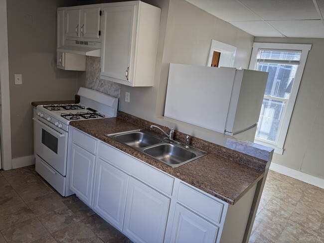 2919 Grand St NE, Unit 2 in Minneapolis, MN - Building Photo - Building Photo