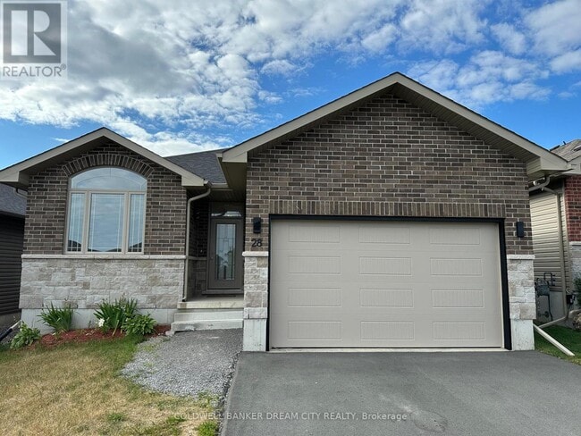 property at 28 Matheos Cres
