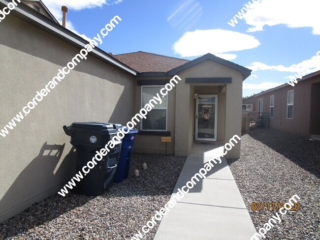 8904 Hatteras Pl NW in Albuquerque, NM - Building Photo - Building Photo