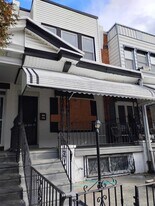 527 S Redfield St in Philadelphia, PA - Building Photo