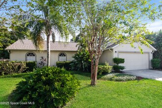 163 Crystal Lake Rd in Melbourne, FL - Building Photo - Building Photo