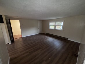 201 Lexington St, Unit 1 in Damascus, VA - Building Photo - Building Photo