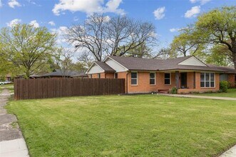 10205 Newcombe Dr in Dallas, TX - Building Photo - Building Photo