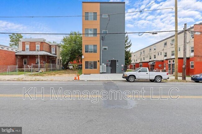5436 Vine St in Philadelphia, PA - Building Photo - Building Photo