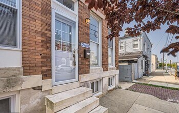 2601 E Oliver St in Baltimore, MD - Building Photo - Building Photo