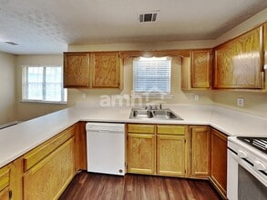 4689 Rippling Brook Ct in Norcross, GA - Building Photo - Building Photo