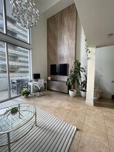 1050 Brickell Ave, Unit 410 in Miami, FL - Building Photo - Building Photo