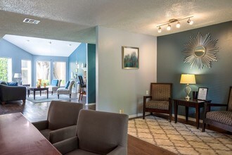 Greenbrier Park Apartments in Temple, TX - Building Photo - Building Photo