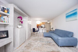 501 Three Islands Boulevard in Hallandale Beach, FL - Building Photo - Building Photo