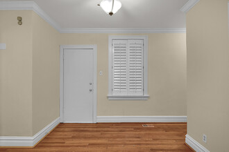 7379 Pershing Ave in University City, MO - Building Photo - Building Photo