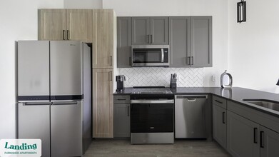 640 21st Ave N-Unit -144.1405589 in Nashville, TN - Building Photo - Building Photo