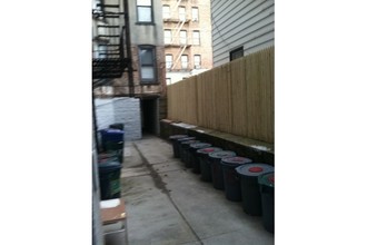 251 E 236th St in Bronx, NY - Building Photo - Building Photo