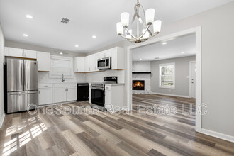 2020 Whitfield St in Smyrna, GA - Building Photo - Building Photo