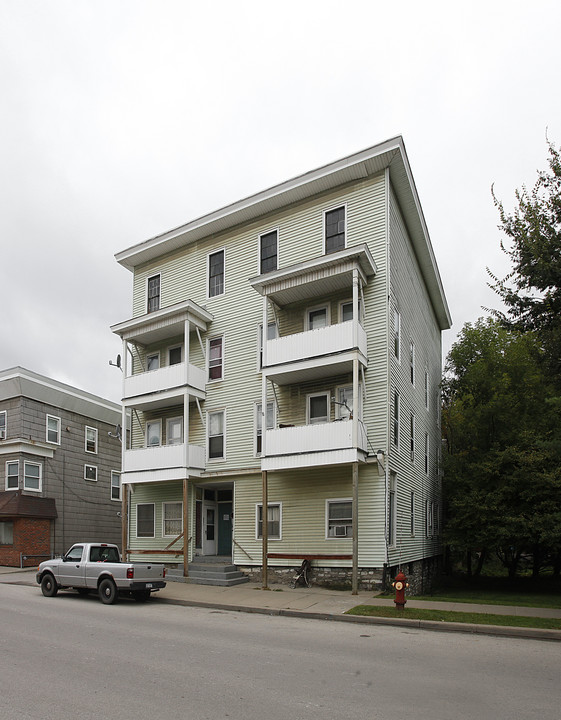 40 River St in Fort Plain, NY - Building Photo