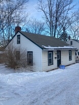 366 Riverside Ave in Burlington, VT - Building Photo