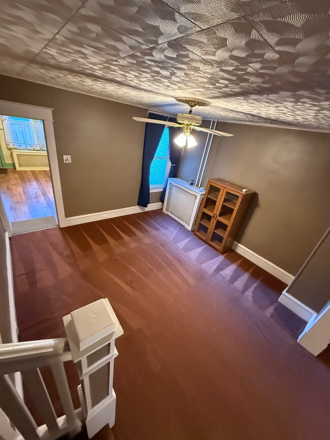 409 E Mahanoy St in Mahanoy City, PA - Building Photo - Building Photo