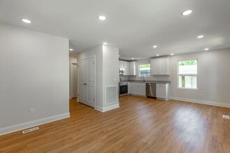 2005 S Lyerly St in Chattanooga, TN - Building Photo - Building Photo