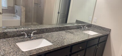 2491 Overlook Ave in Lithonia, GA - Building Photo - Building Photo