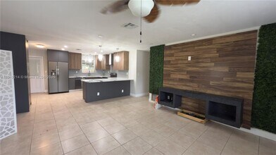 1912 SW 97th Terrace in Miramar, FL - Building Photo - Building Photo