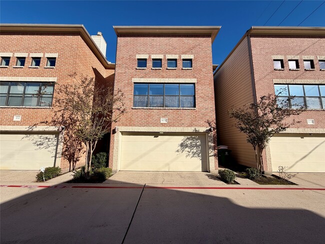 8638 Meadowcroft Dr in Houston, TX - Building Photo - Building Photo