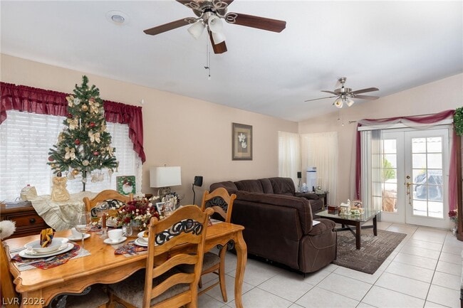 1563 Raining Hills St in Henderson, NV - Building Photo - Building Photo