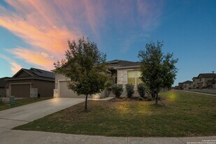 5403 Peridot Vly, Unit 402-1 in San Antonio, TX - Building Photo