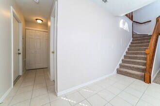 17 N Hillside Ave in Orlando, FL - Building Photo - Building Photo