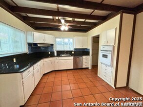 469 Pike Rd in San Antonio, TX - Building Photo - Building Photo