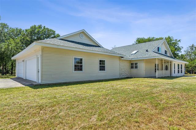 property at 549 Paloma Ct W