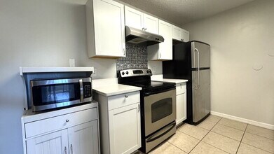 3960 Oak Trail Run in Port Orange, FL - Building Photo - Building Photo