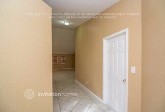 14915 SW 139th Pl in Miami, FL - Building Photo - Building Photo