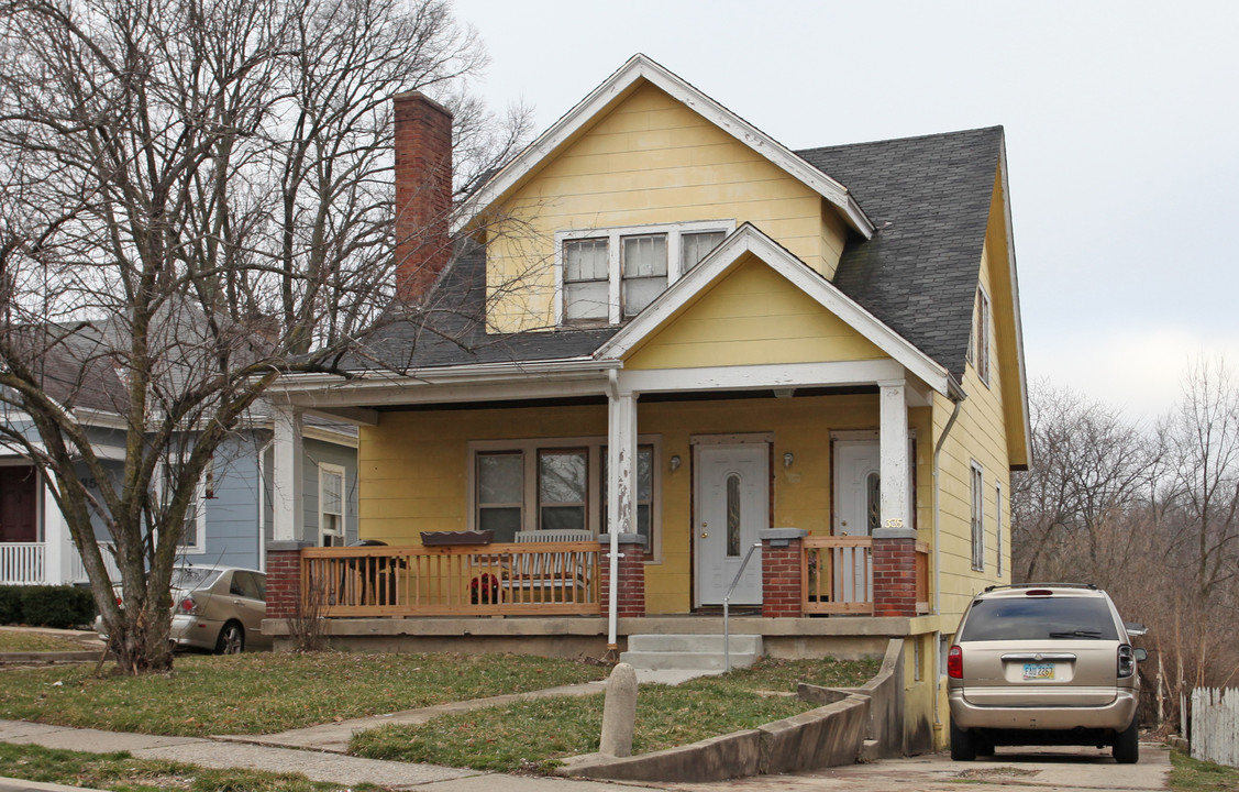 3359 McHenry Ave in Cincinnati, OH - Building Photo