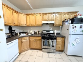 55 Hillside St in Boston, MA - Building Photo