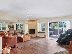 4708 Hidden River Rd in Sarasota, FL - Building Photo - Building Photo