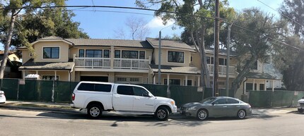 603 W Anapamu St in Santa Barbara, CA - Building Photo - Building Photo