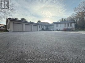 90 Stephanie Blvd in Vaughan, ON - Building Photo