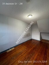 39 Andrew St in Bayonne, NJ - Foto de edificio - Building Photo