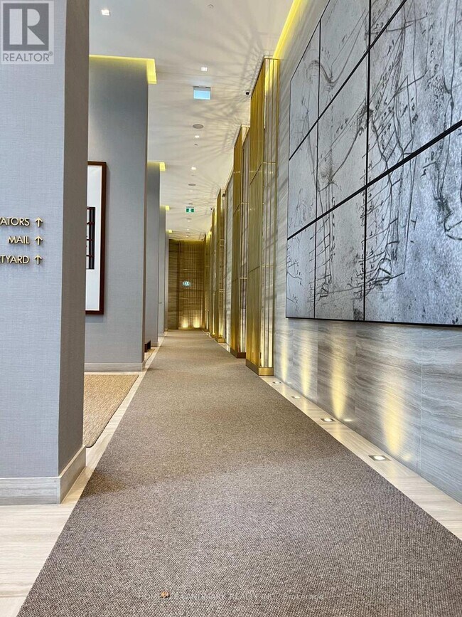 50A-550 Charles St E in Toronto, ON - Building Photo - Building Photo