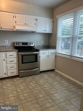 8452 Sandstone Way in Manassas Park, VA - Building Photo - Building Photo