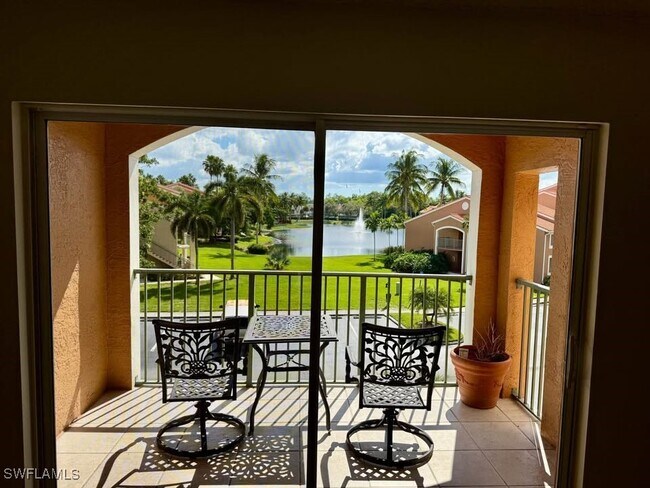 property at 1240 Wildwood Lakes Blvd