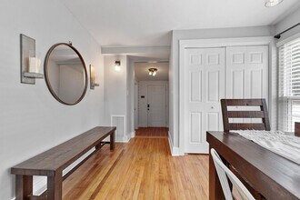 932 Spottswood Dr in Tallahassee, FL - Building Photo - Building Photo