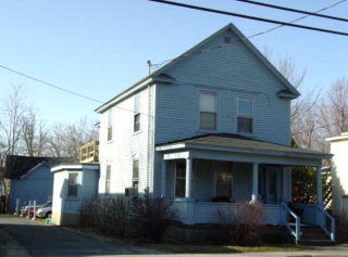 135 Brinkerhoff St in Plattsburgh, NY - Building Photo