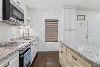 17 Melanie Dr in Pharr, TX - Building Photo - Building Photo