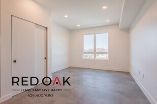 3450 W 43rd St in Los Angeles, CA - Building Photo