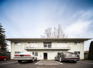 1338 3rd St NW in Salem, OR - Building Photo - Building Photo