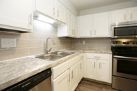 Alpine Slopes Apartments in Comstock Park, MI - Building Photo - Interior Photo