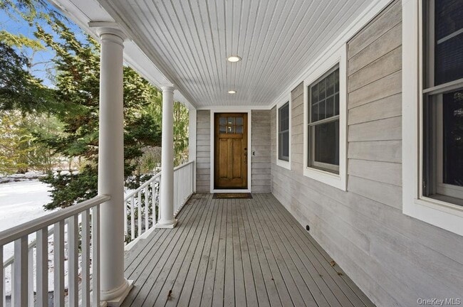 property at 19 Howell Ln