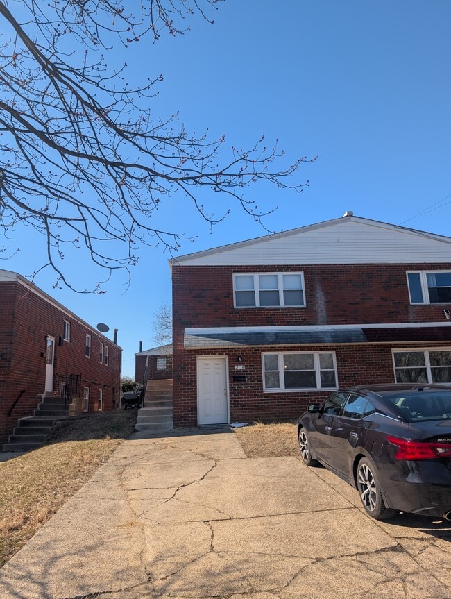 property at 2116 Strahle St