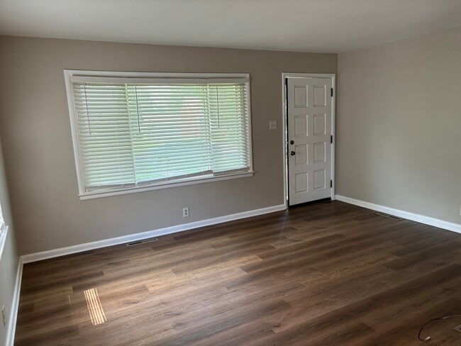 817 Della Dr in Lexington, KY - Building Photo - Building Photo